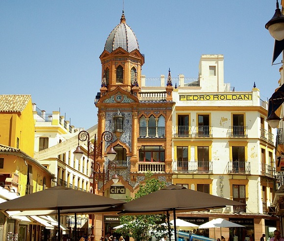 Sevilla es la segunda ciudad más visitada por los turistas y el AVE su medio de transporte
